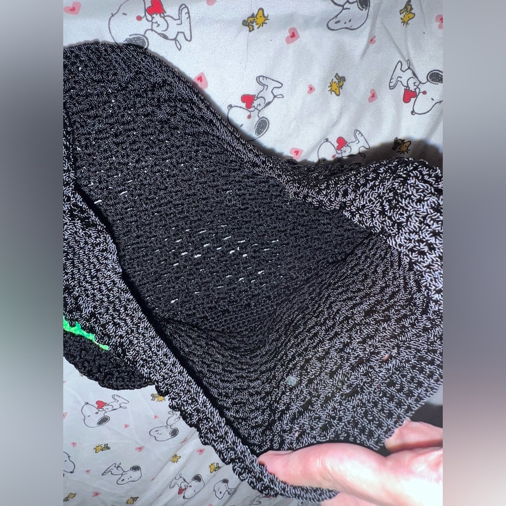 Handmade Black Crochet Bag with Green Clover - Picture 5 of 5